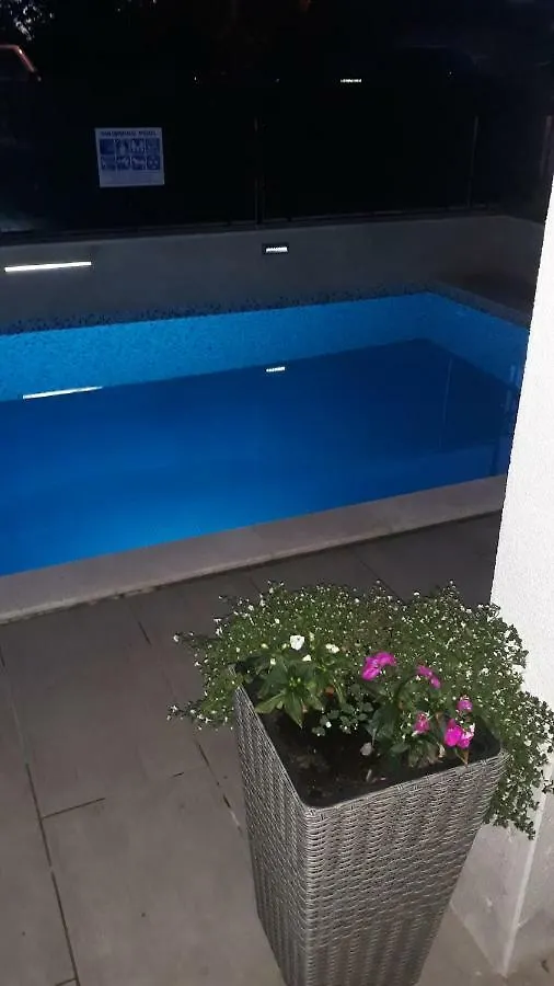 Apartman Kuca Za Odmor Luna